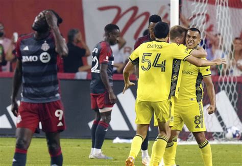 Leal’s second-half goal guides Nashville to 1-1 draw with Toronto